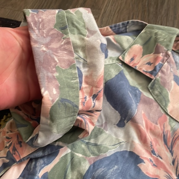 Vintage 80’s Cabrais floral short sleeve button down shirt - Picture 5 of 7